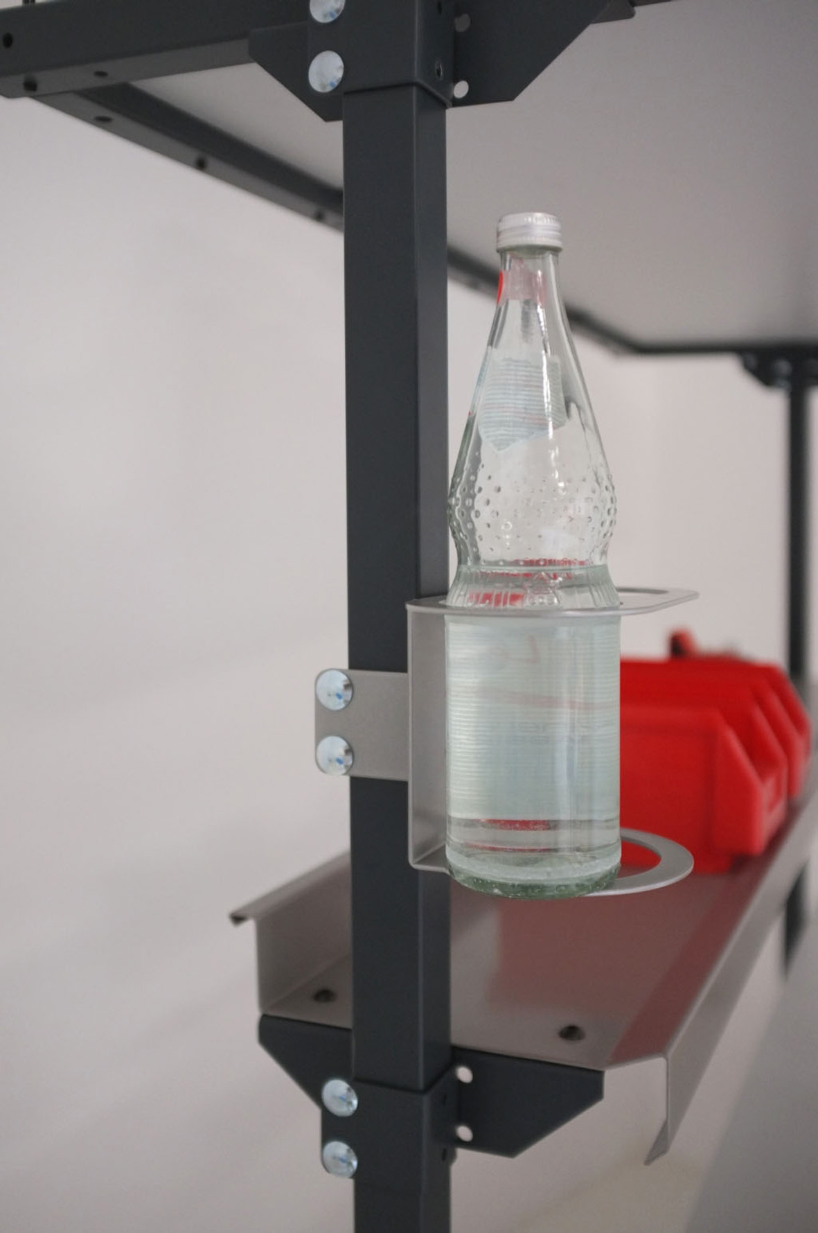 SYSTEM 2000, Getränkehalter für Flaschen
