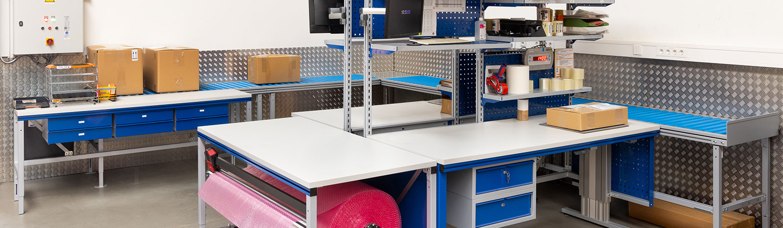 Modular workstations: efficiency and ergonomics reimagined